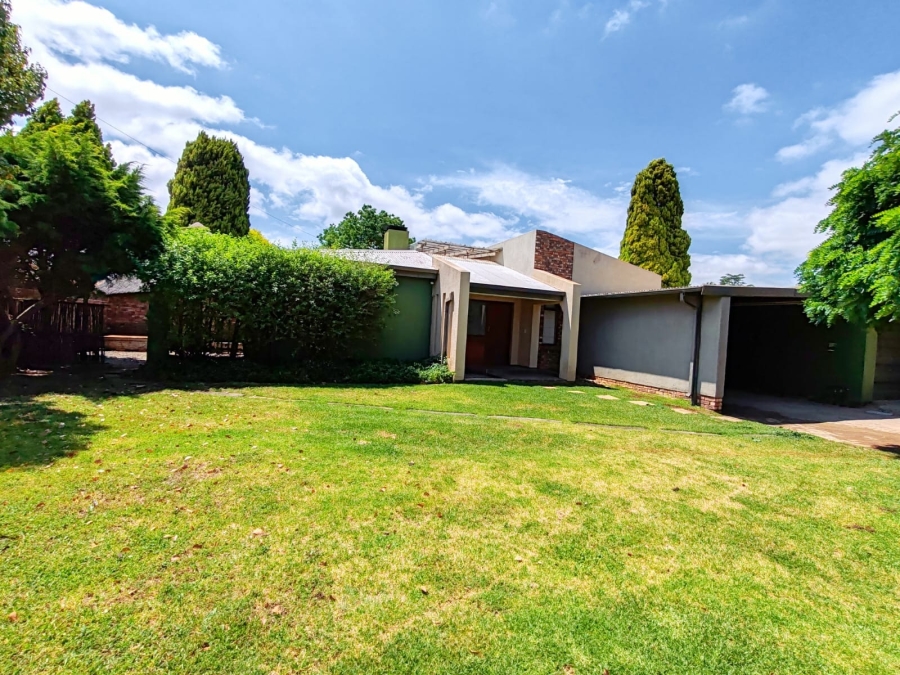 3 Bedroom Property for Sale in Grimbeeck Park North West